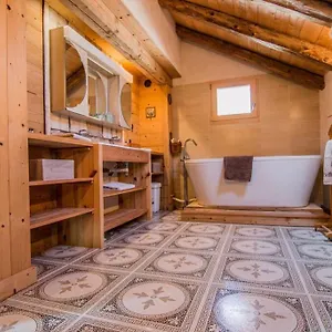  Chalet Beautiful, Atypical Loft In The Aravis France