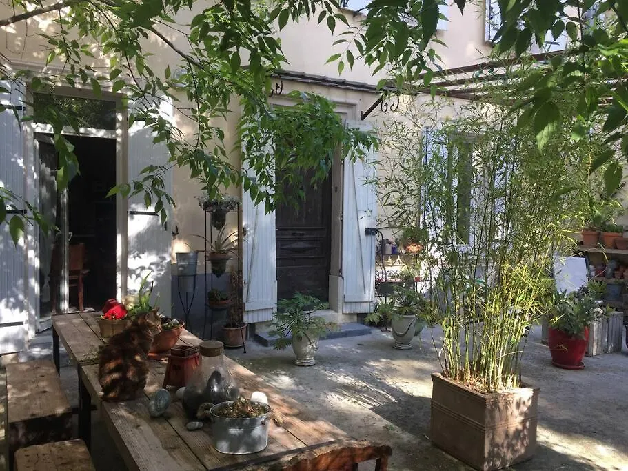 Holiday home Grande Maison De Ville Atypique La Seyne-sur-Mer France